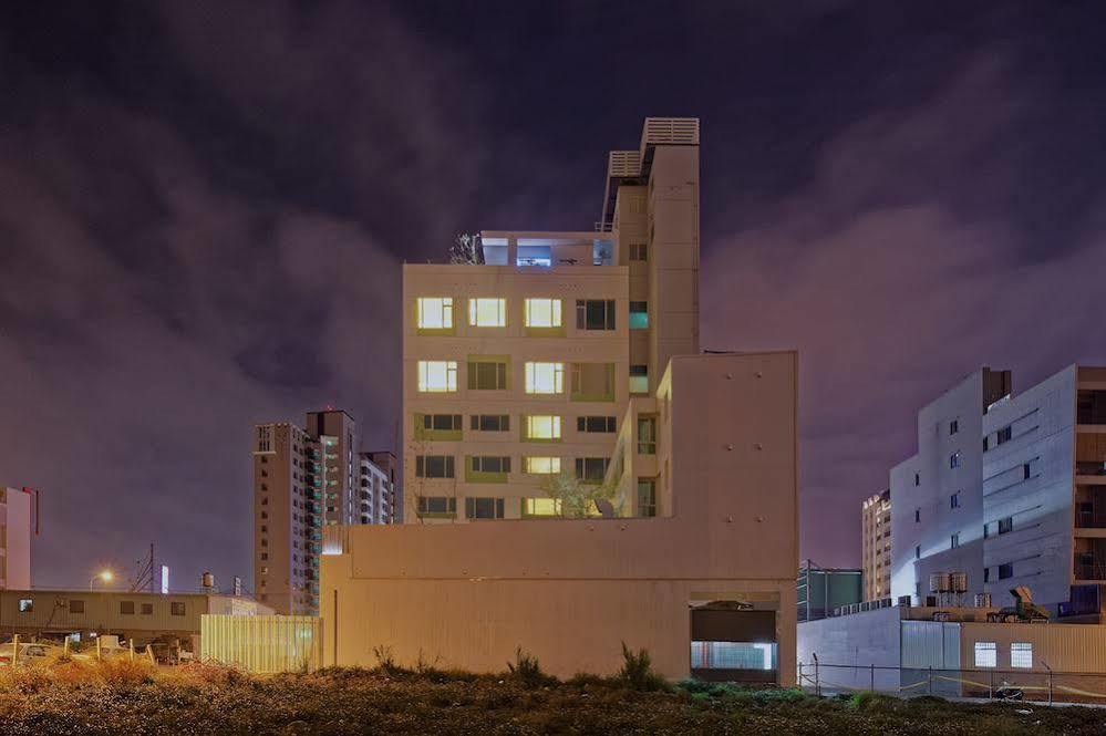 Hotel 7 Taichung Extérieur photo