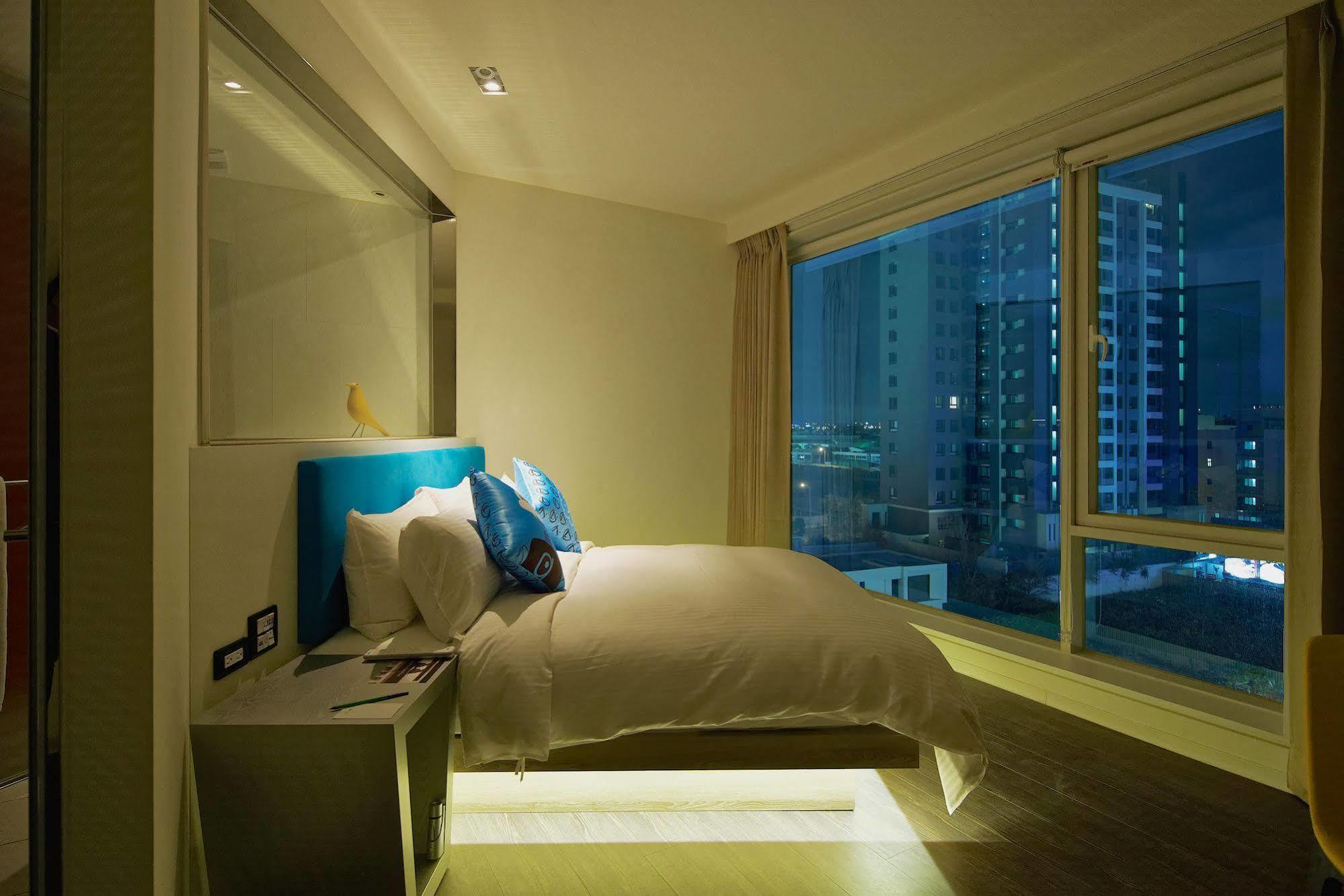 Hotel 7 Taichung Extérieur photo