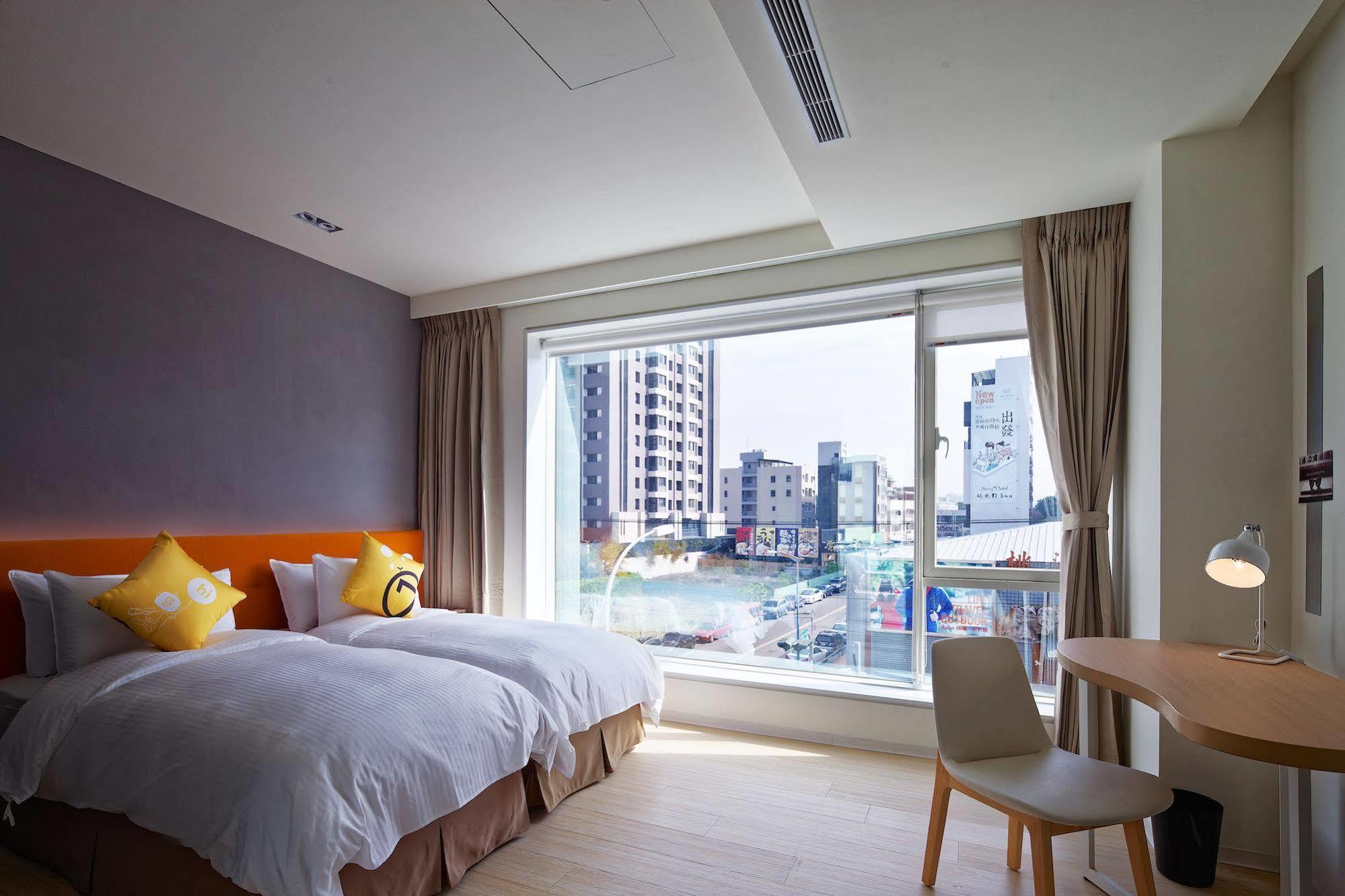 Hotel 7 Taichung Extérieur photo